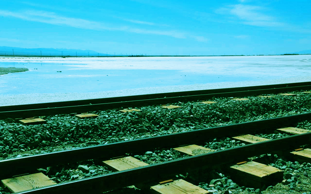 努力到无能为力，拼搏到感动自己