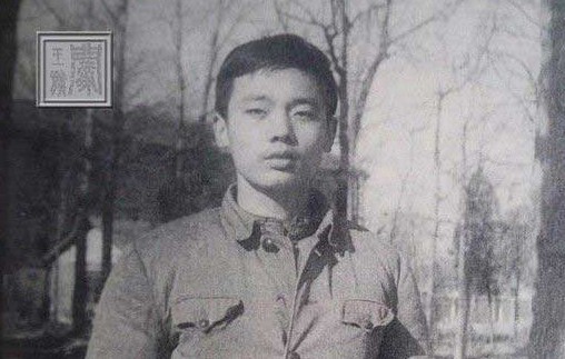 1979年葛优在中华全国总工会文工团话剧团从事舞台剧表演